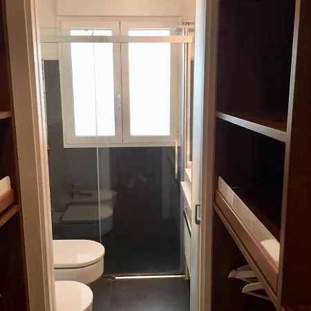 Decor En Gros Con Vistas Al Rio * San Sebastián