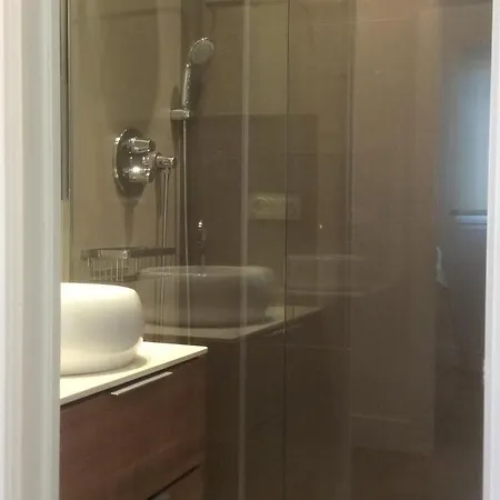 Decor En Gros Con Vistas Al Rio *