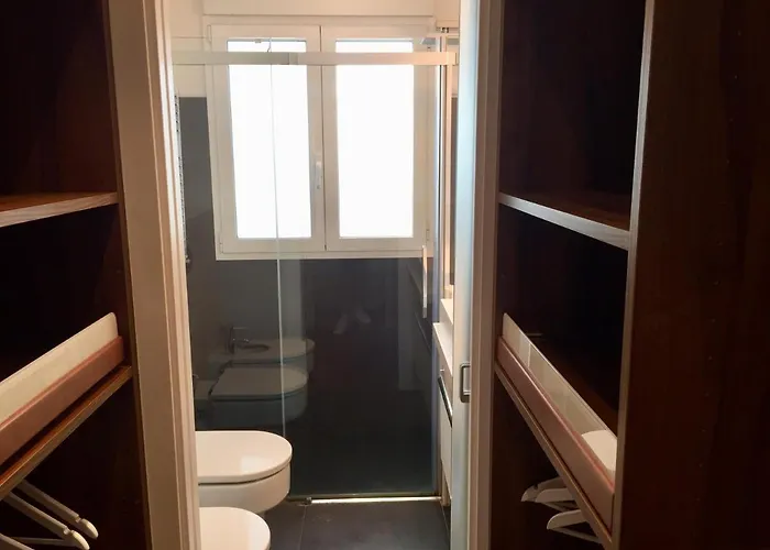 Decor En Gros Con Vistas Al Rio * San Sebastián